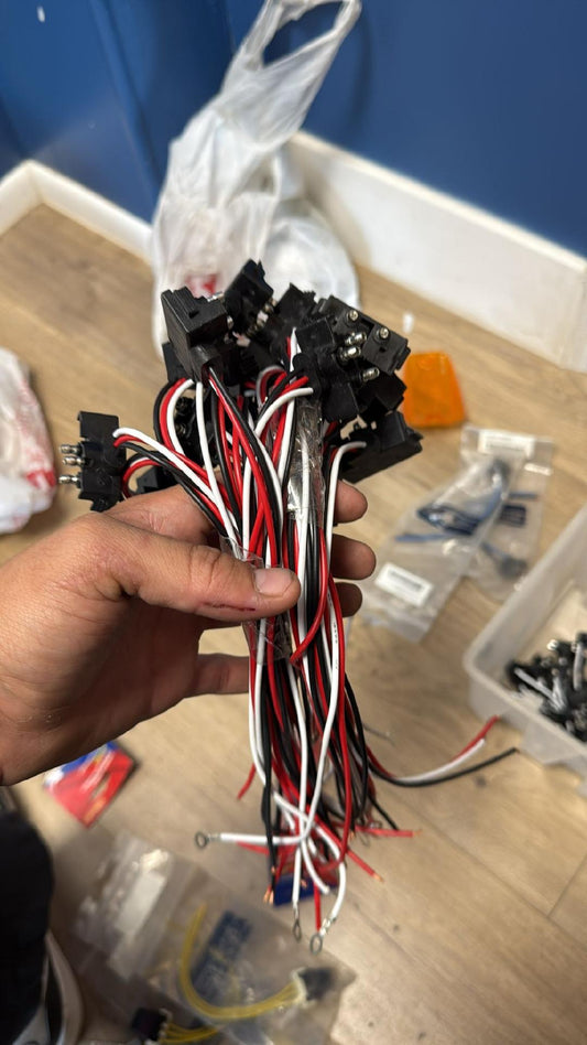 90 Degree 3 Pin PL-3 Right Angle Plug-In Connector 12" Long 3-Wire For STT Light